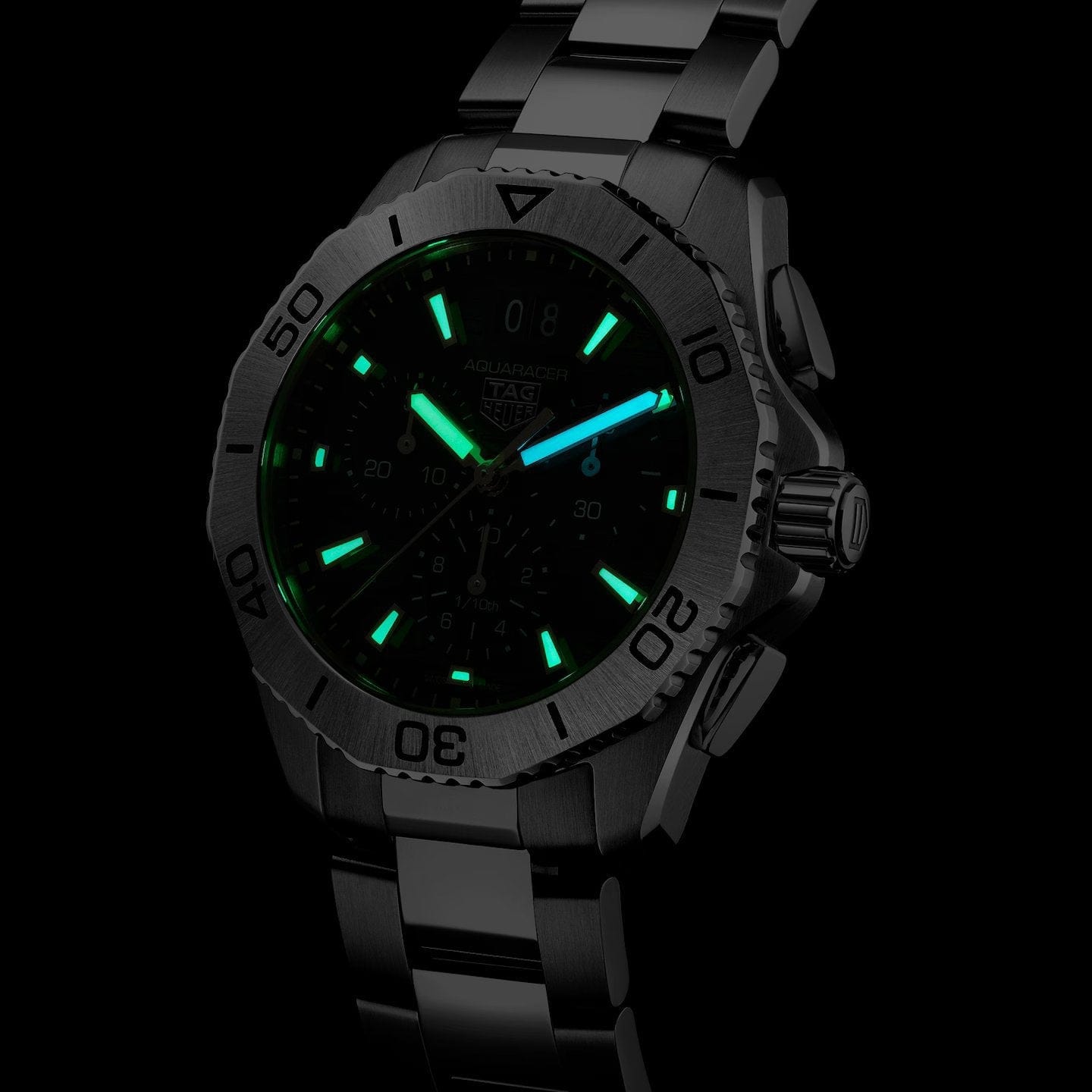 TAG Heuer Aquaracer Professional 200 Chronograph