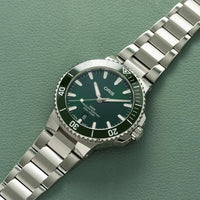 Oris Aquis Date