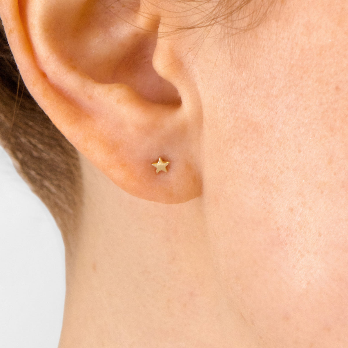 14K Yellow Gold Star Stud Earrings