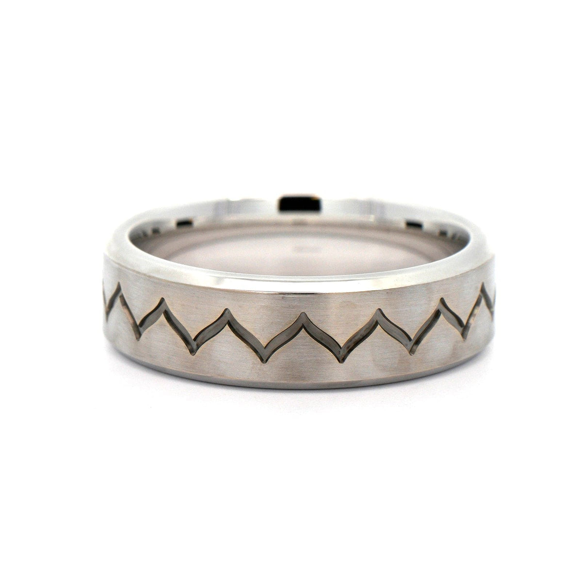 14K White Gold Black Rhodium Pattern and Satin Band