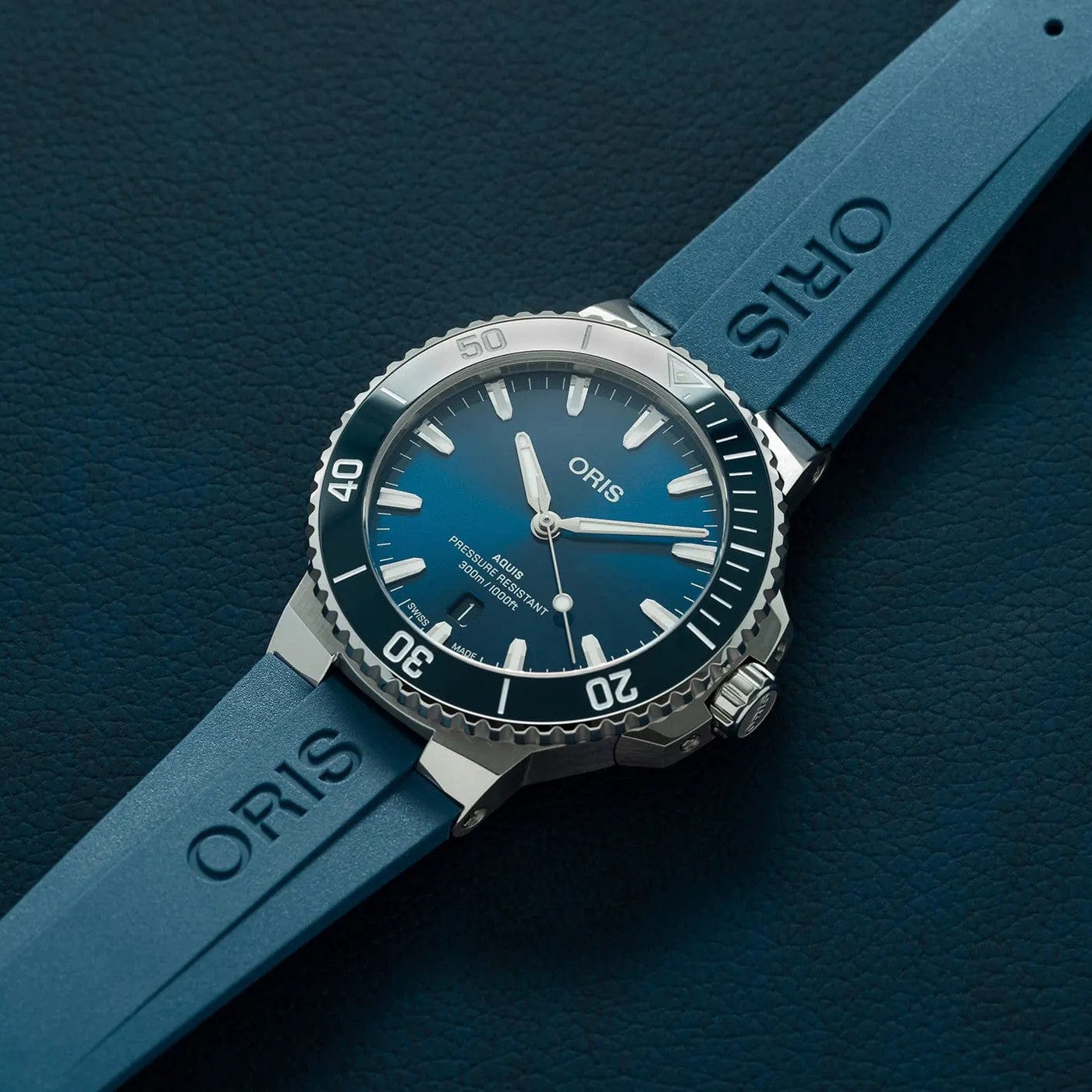 Oris Aquis Date