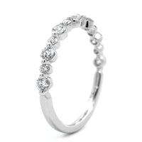 18K White Gold Alternating Small and Large Diamond Wedding Ring