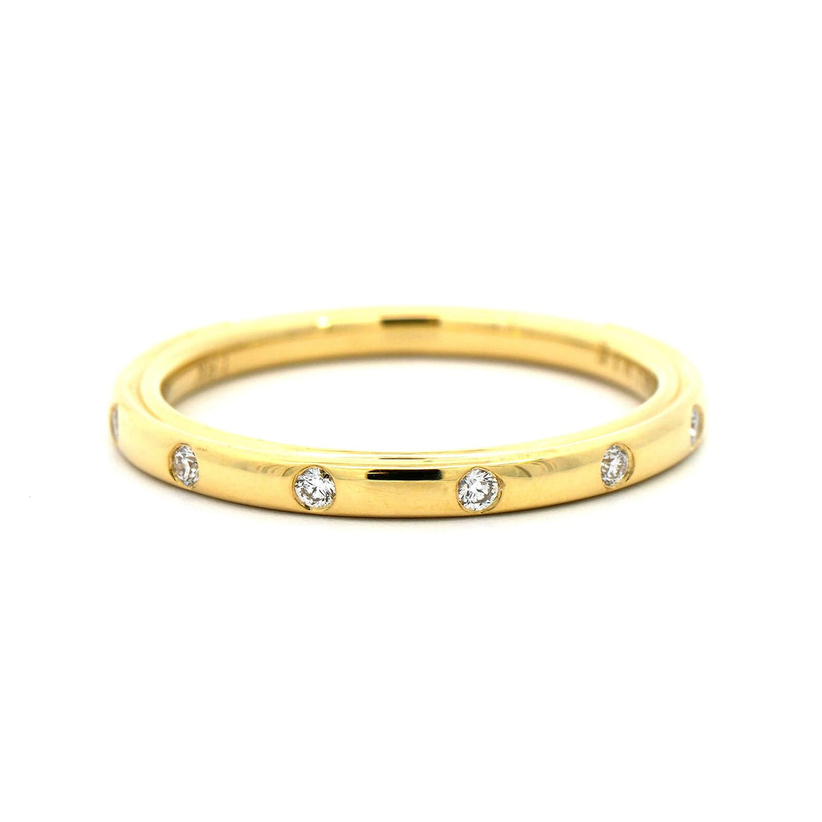 18K Yellow Gold Burnished Set Diamond Wedding Ring