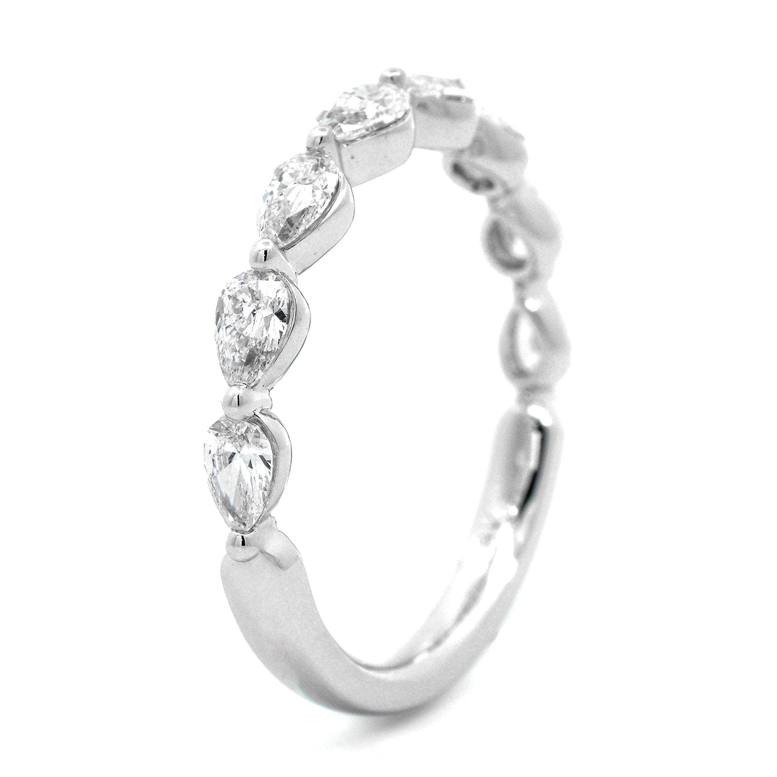 18K White Gold Pear Shaped Diamond Wedding Ring
