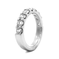 Platinum Modern Aire Shared Prong Round Diamond Band