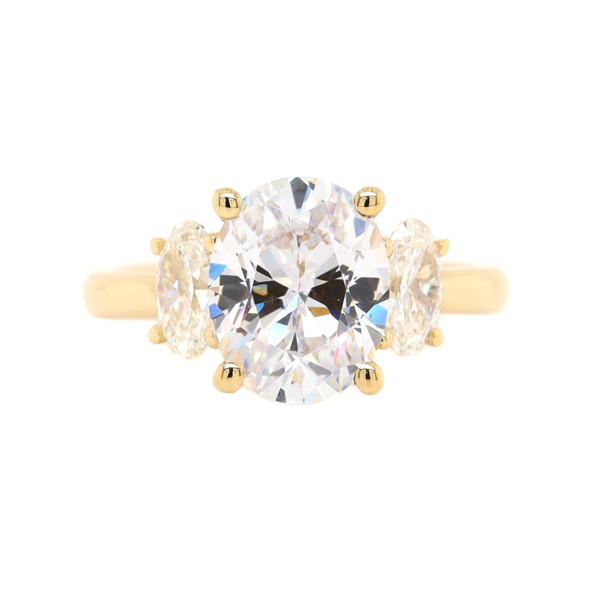 18K Yellow Gold 3 Stone Oval Diamond Engagement Ring Setting