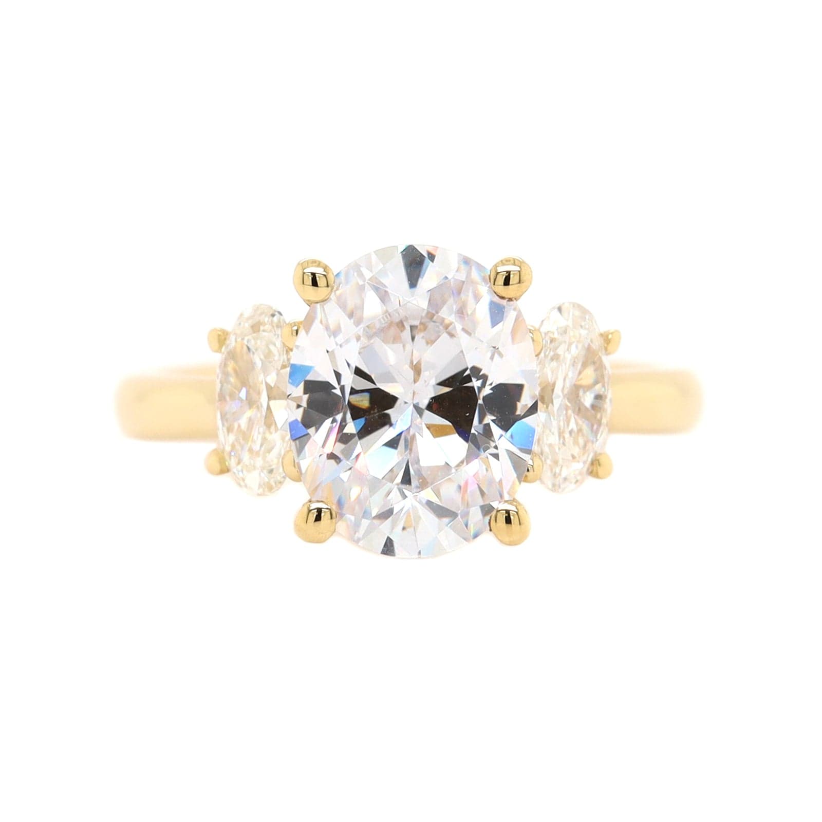 18K Yellow Gold 3 Stone Oval Diamond Engagement Ring Setting