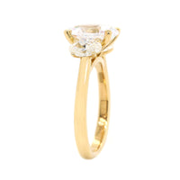 18K Yellow Gold 3 Stone Oval Diamond Engagement Ring Setting