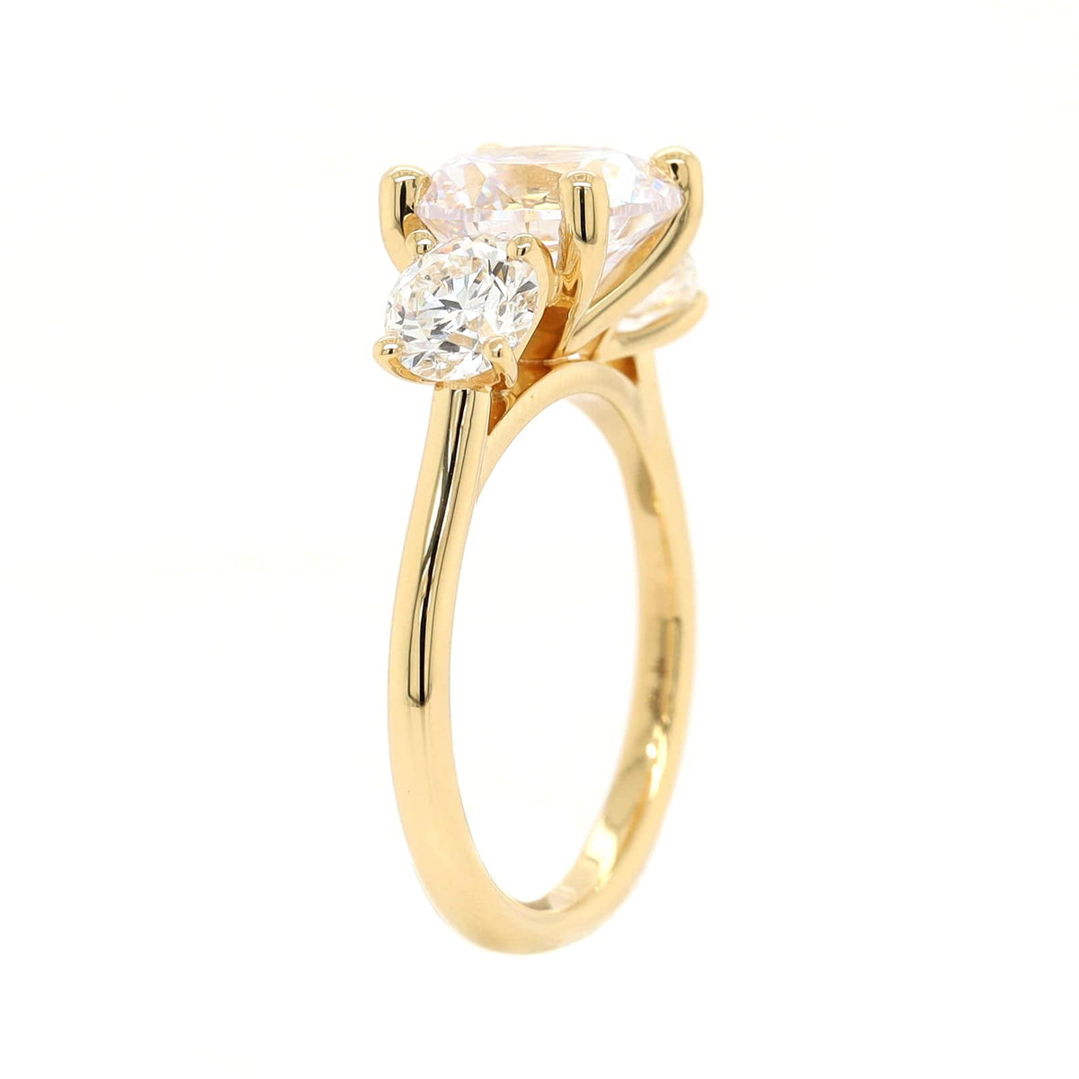18K Yellow Gold 3 Stone Round Diamond Engagement Ring Setting
