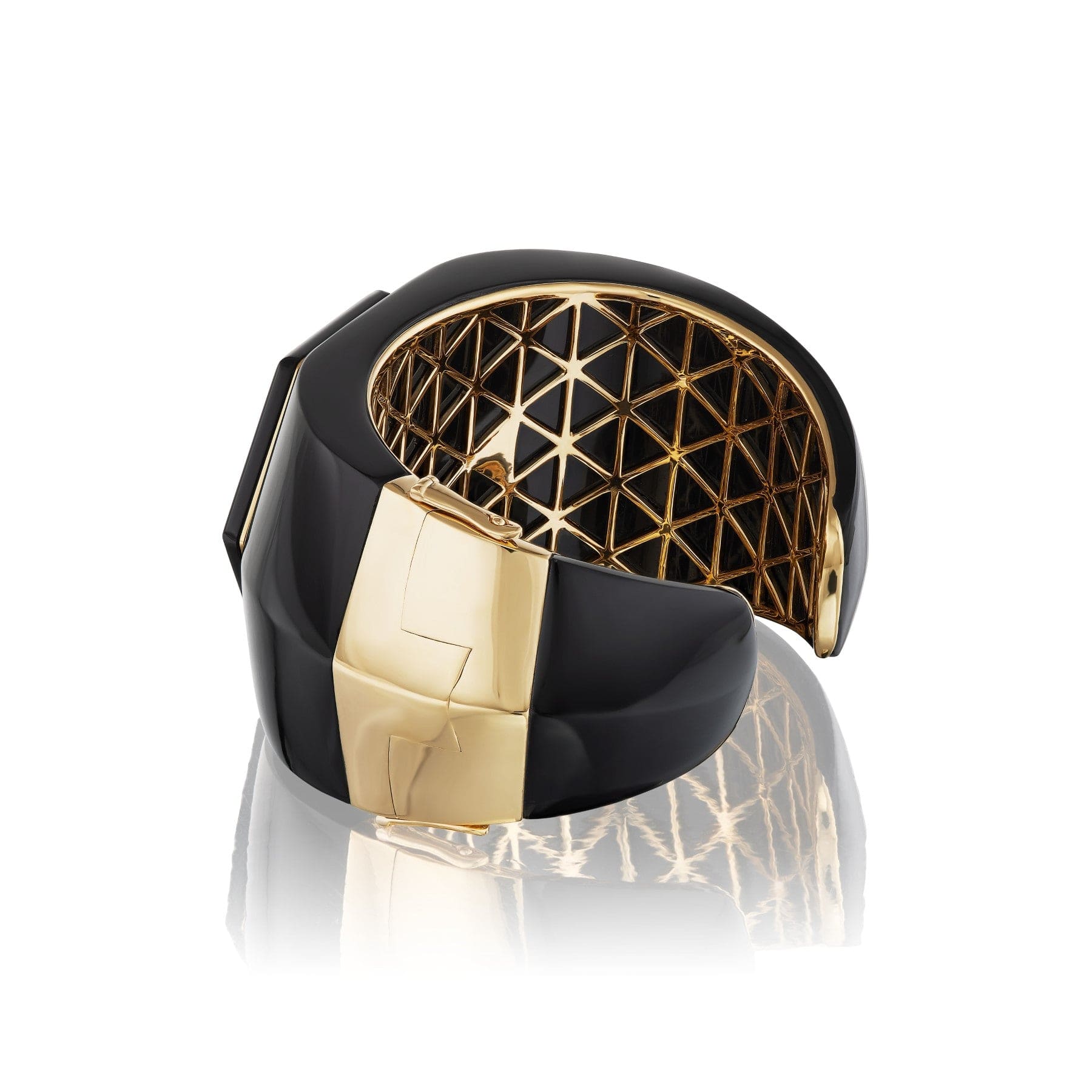 Harwell Godfrey 18K Yellow Gold Knife Edge Multi Stone Onyx Cuff