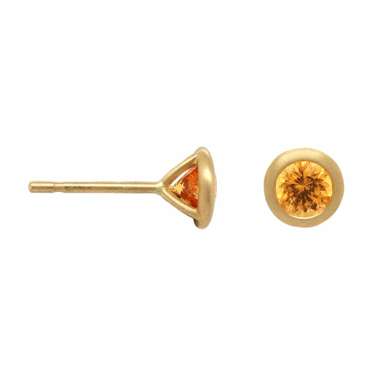 18K Yellow Gold Round Orange Garnet Stud Earrings