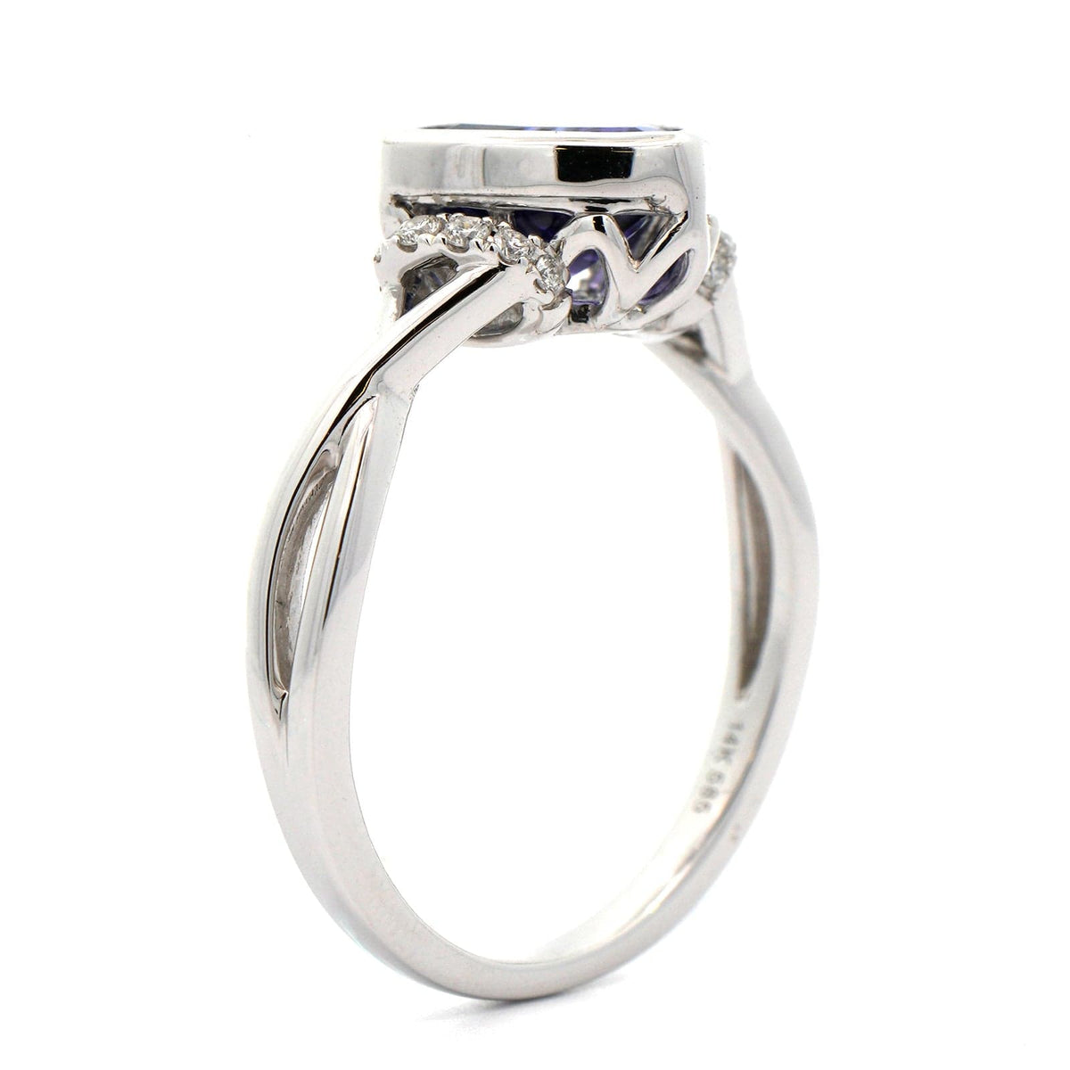 14K White Gold Tanzanite and Diamond Ring