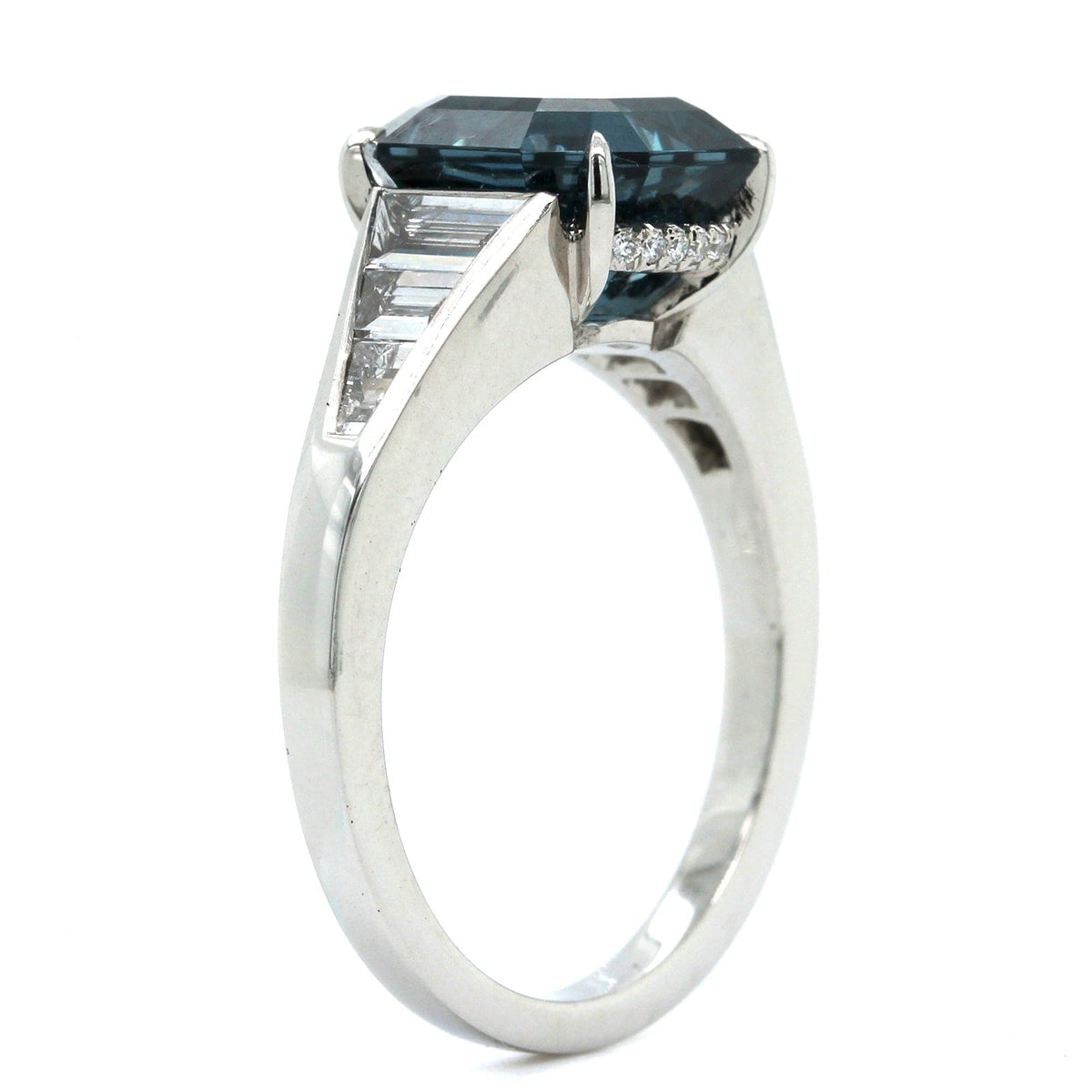 Eclat Jewels Platinum Blue Spinel and Diamond Ring