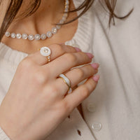 Fernando Jorge 18K Yellow Gold and Mother of Pearl Fluid Band