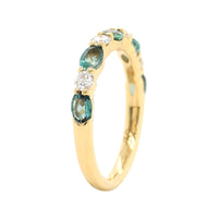 18K Yellow Gold Alternating Oval Alexandrite and Round Diamond Band