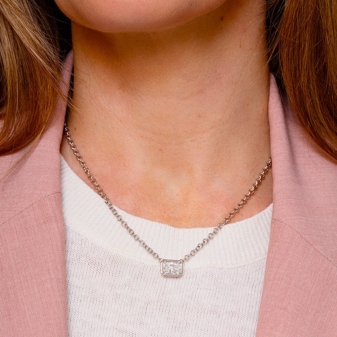 18K White Gold Radiant Cut Diamond Pendant Necklace