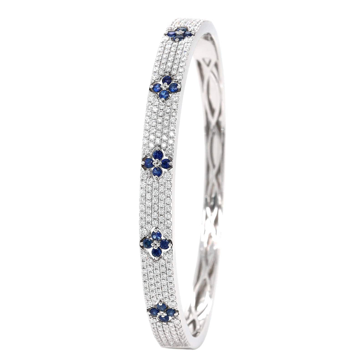 18K White Gold Pave Diamond and Blue Sapphire Clover Station Bangle bracelet