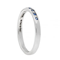 18K White Gold Alternating Round Diamond and Sapphire Channel Set Band