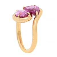 Vanessa Fernandez 18K Yellow Gold One-of-a-Kind Pear Shaped Sapphire Curva Ring