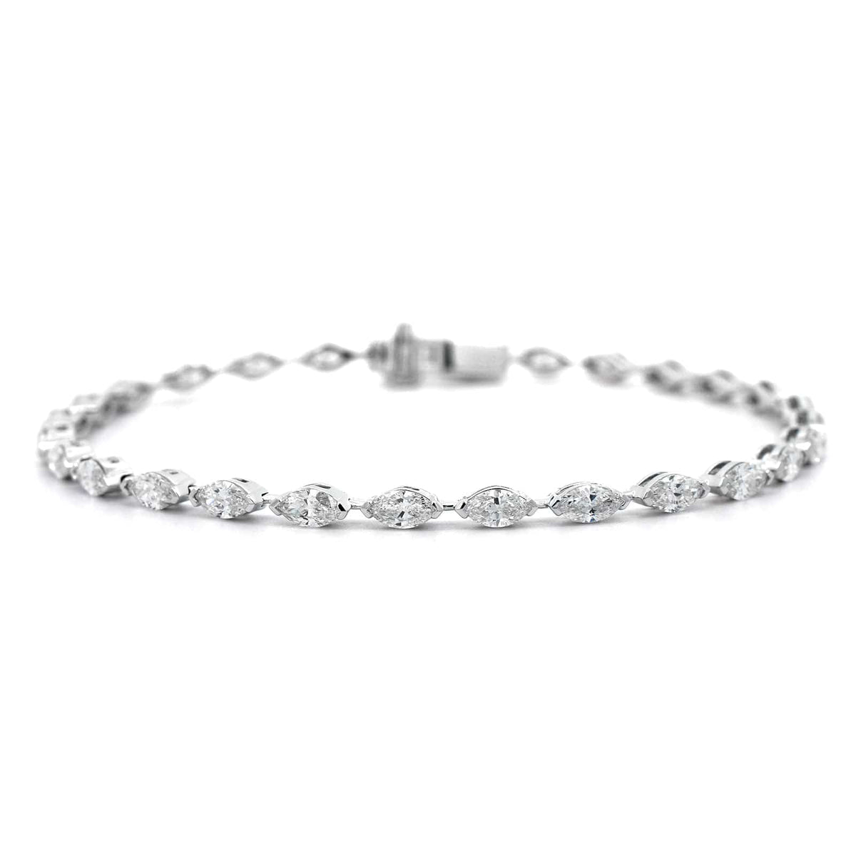 18K White Gold Marquise Cut Diamond Tennis Bracelet