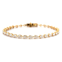 18K Yellow Gold Pear Shaped Diamond Tennis Bracelet