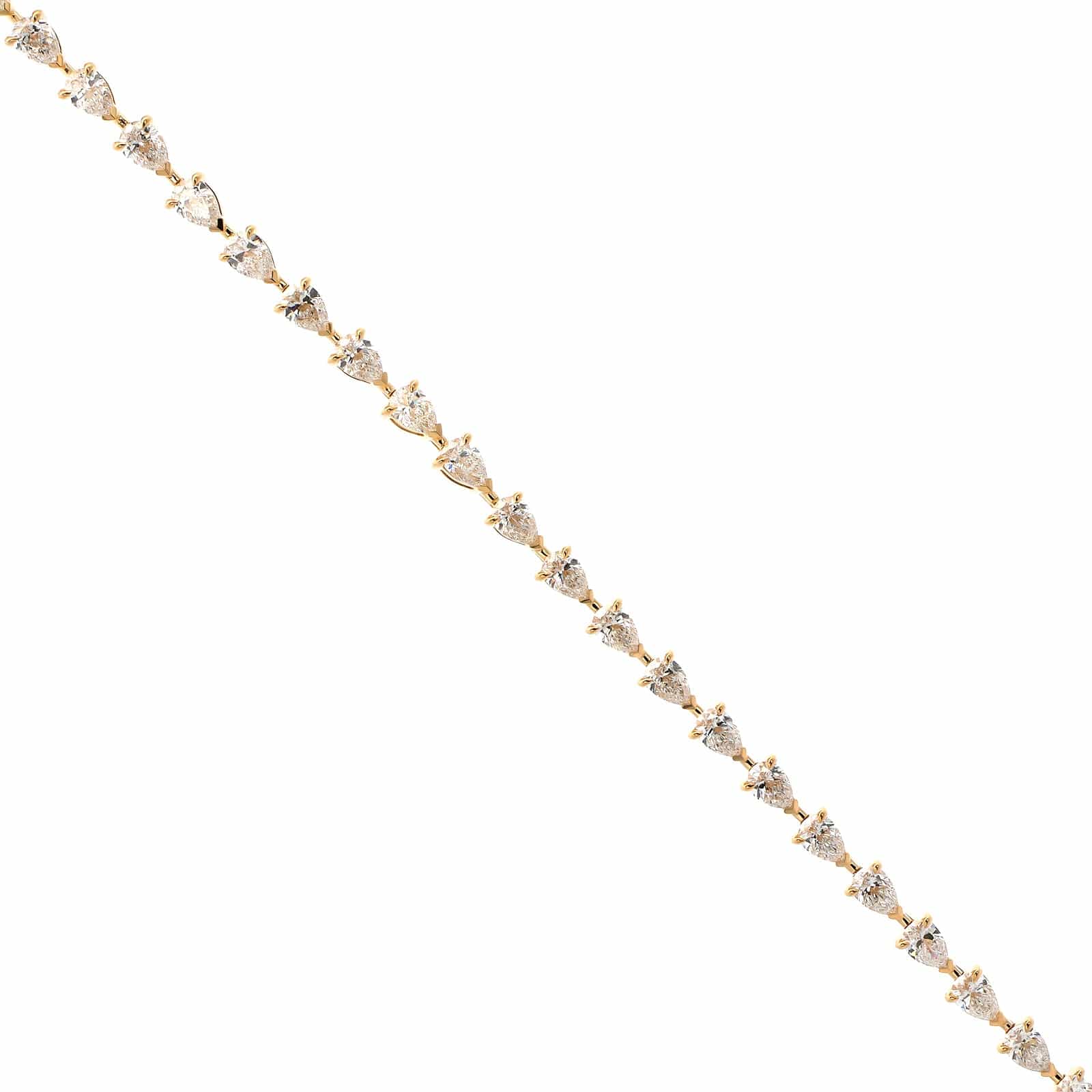 18K Yellow Gold Pear Shaped Diamond Tennis Bracelet