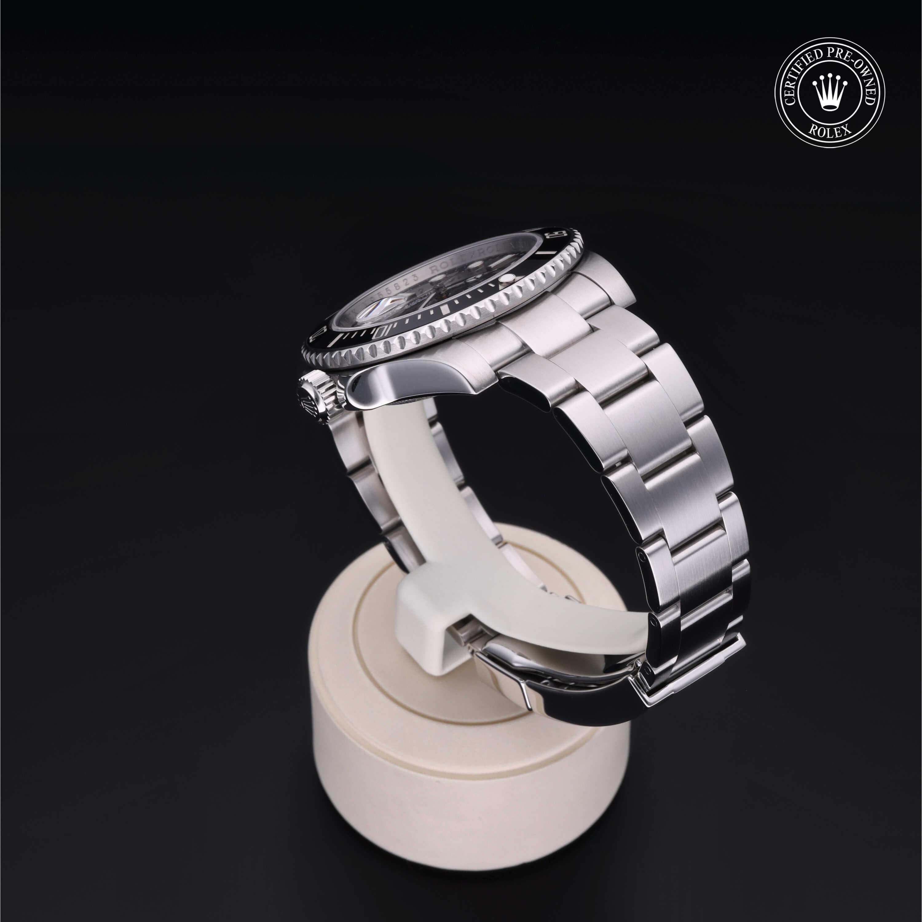 Rolex Certified Pre-Owned Submariner Date
