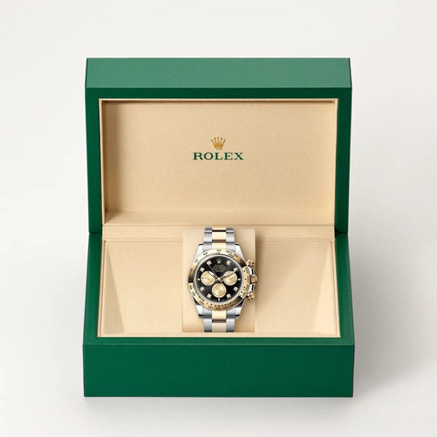 Rolex Cosmograph Daytona watch in box