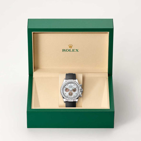 Rolex Cosmograph Daytona watch in box