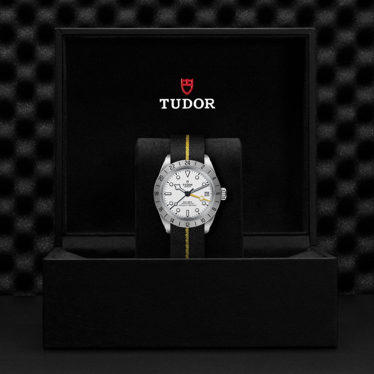 TUDOR Black Bay Pro M79470-0005