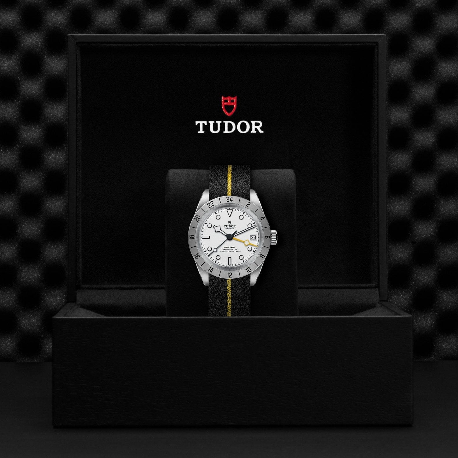 TUDOR Black Bay Pro M79470-0005