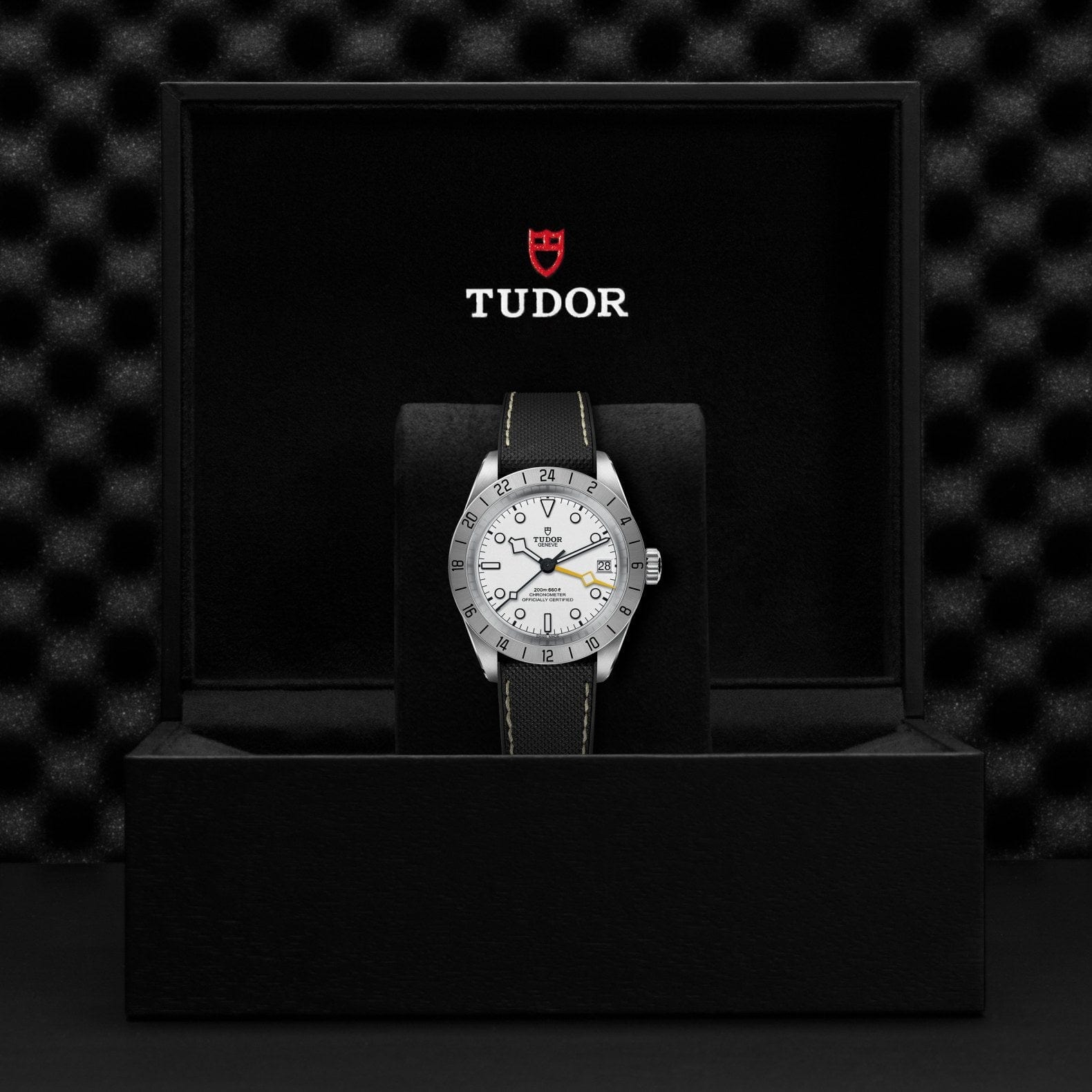 TUDOR Black Bay Pro M79470-0006