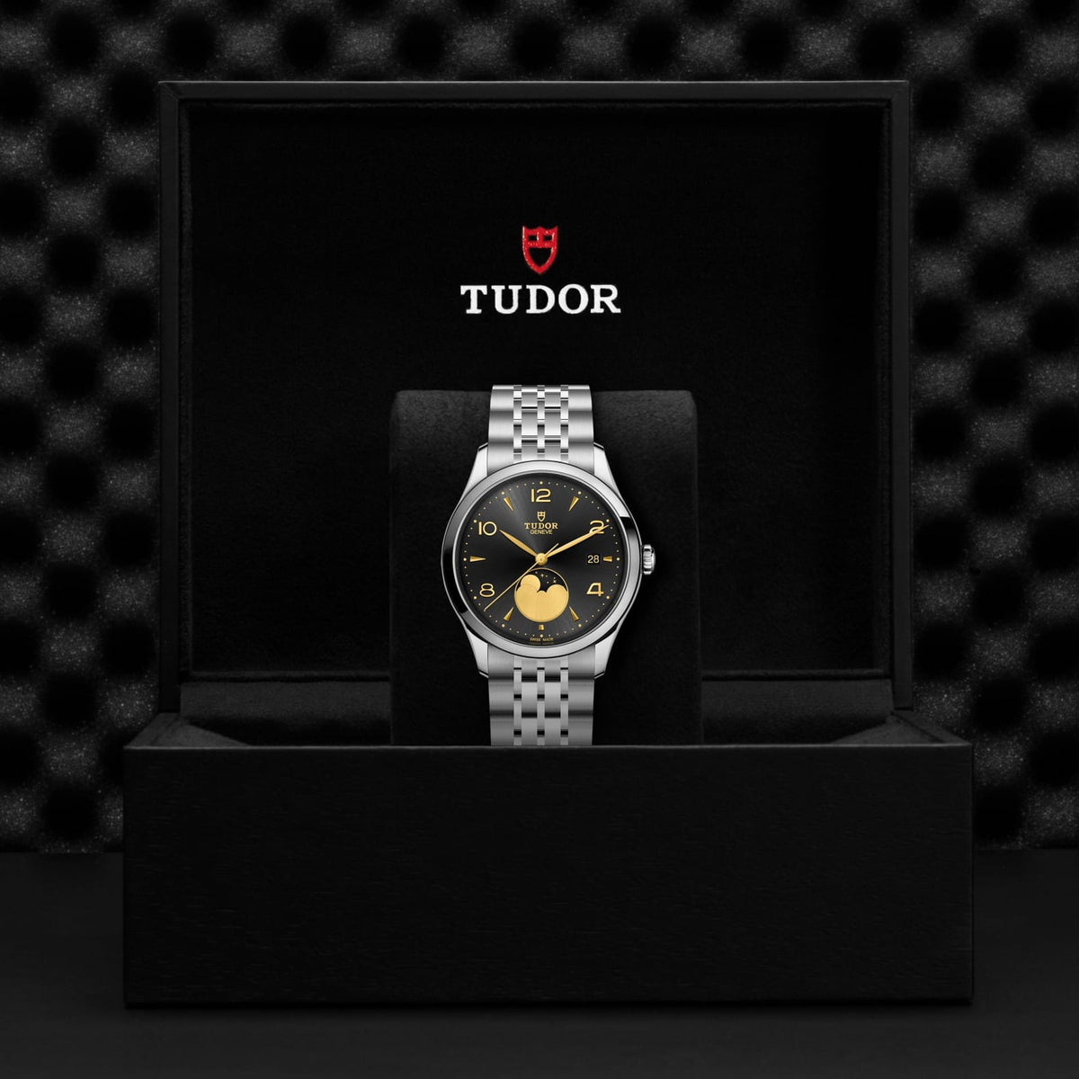 TUDOR 1926 Luna M91560-0003 Black Dial | Long's Jewelers
