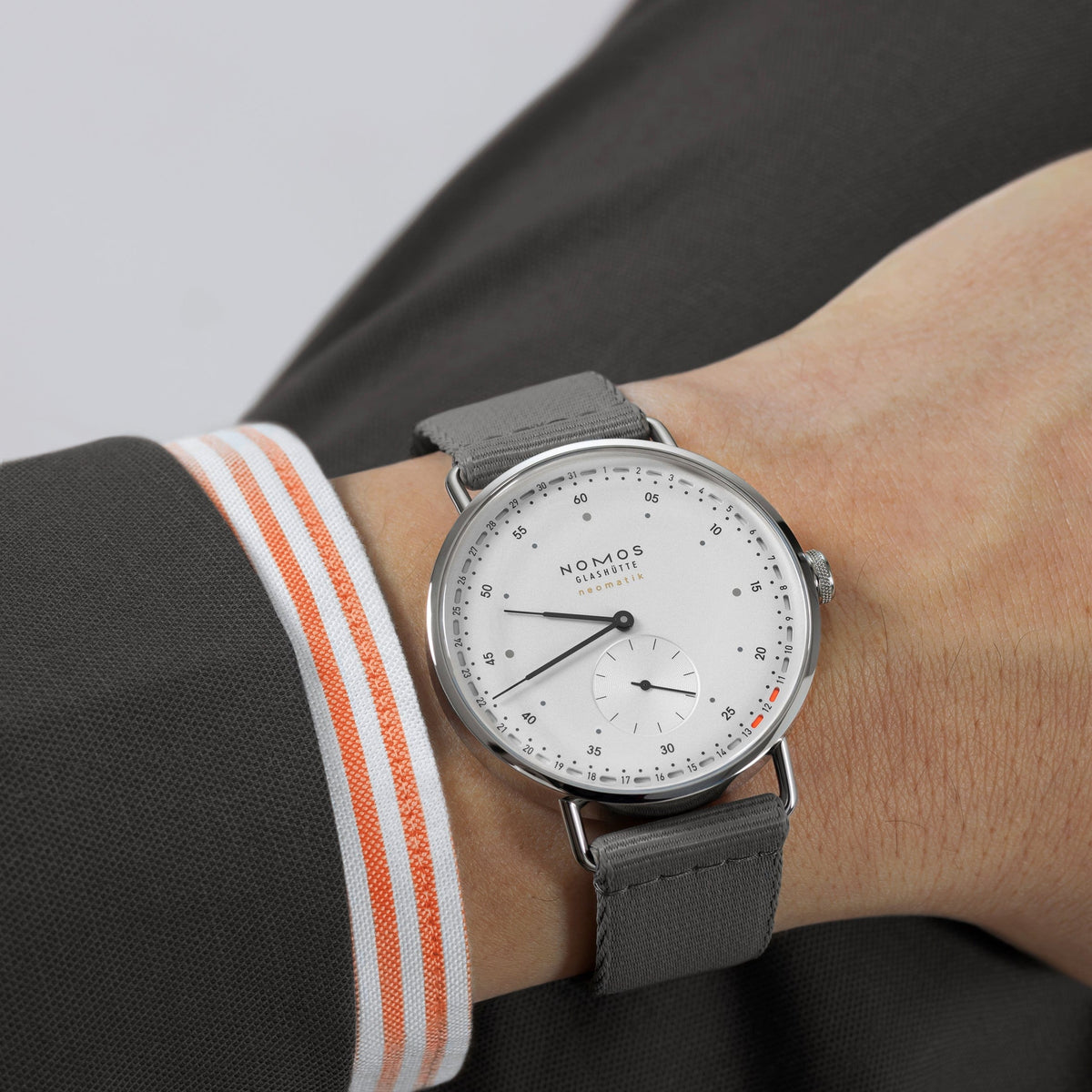 Nomos metro neomatik cheap