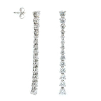 https://cdn.shopify.com/s/files/1/0301/8121/files/14K-White-Gold-Graduated-Diamond-Drop-Earrings-White_Gold-front-DFE5669_a238fb6f-9ba8-4c82-9b06-fcce3e32fa07.jpg?v=1635646179