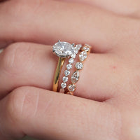 18K White Gold Shared Prong Diamond Band