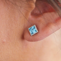 18K White Gold Blue Zircon Studs