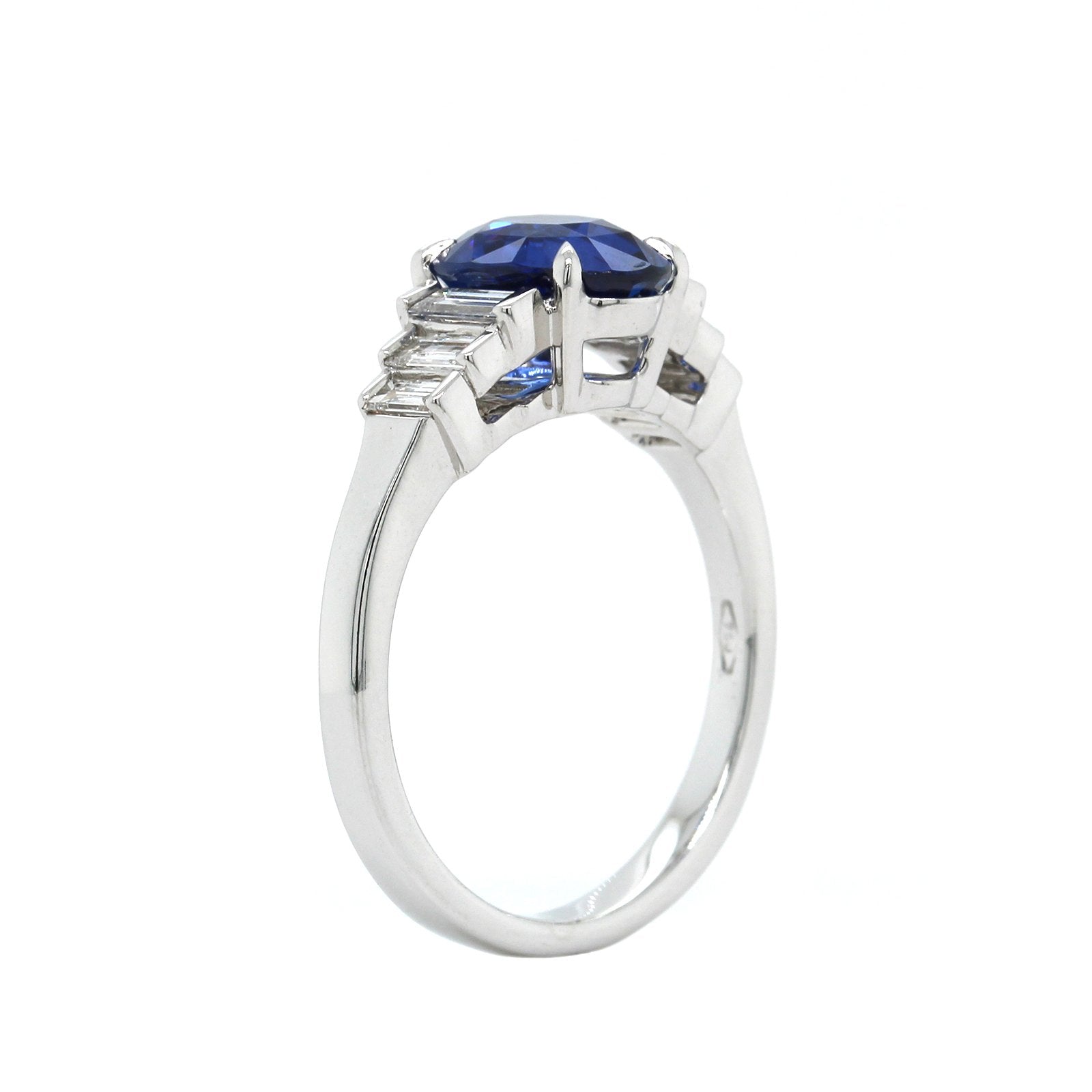 18K White Gold Oval Sapphire and Side Baguette Diamond Ring