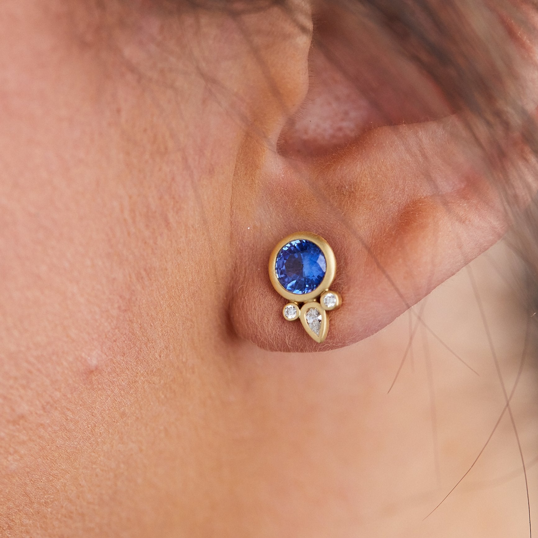 18K Yellow Gold Bezel Set Ceylon Blue Sapphire Stud Earrings