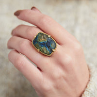 Amali 18K Yellow Gold Labradorite Ring
