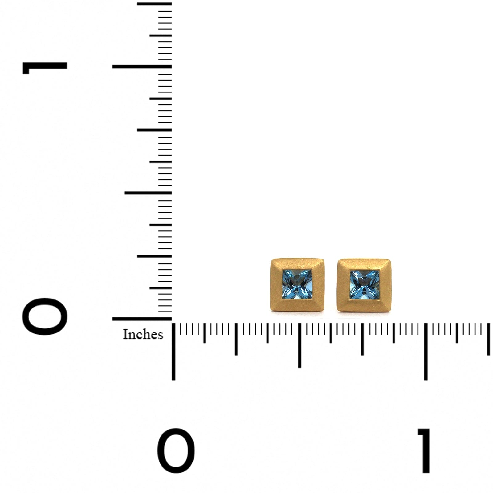 18K Yellow Gold Square Aquamarine Stud Earrings