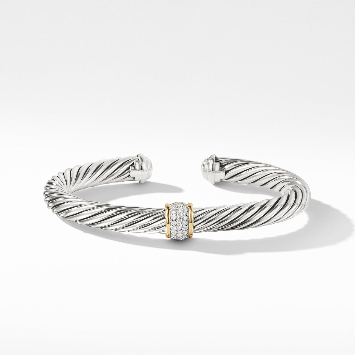 Bracelet with Diamonds and Gold