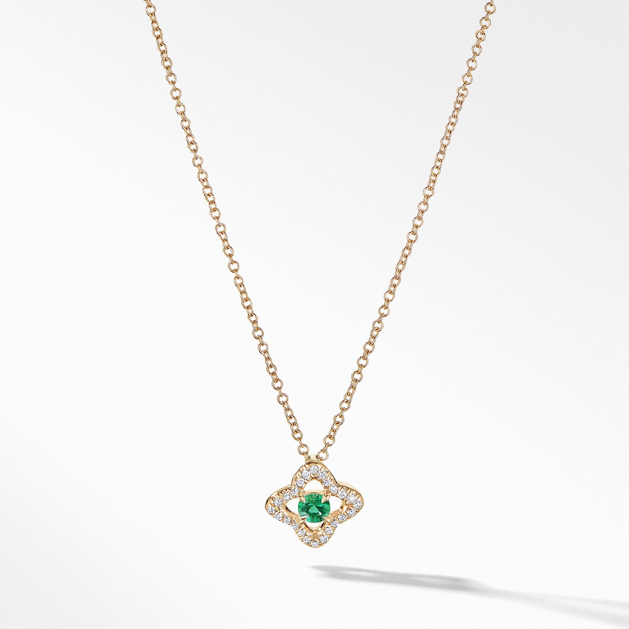 Necklace with Emerald and Diamonds in 18K Gold
