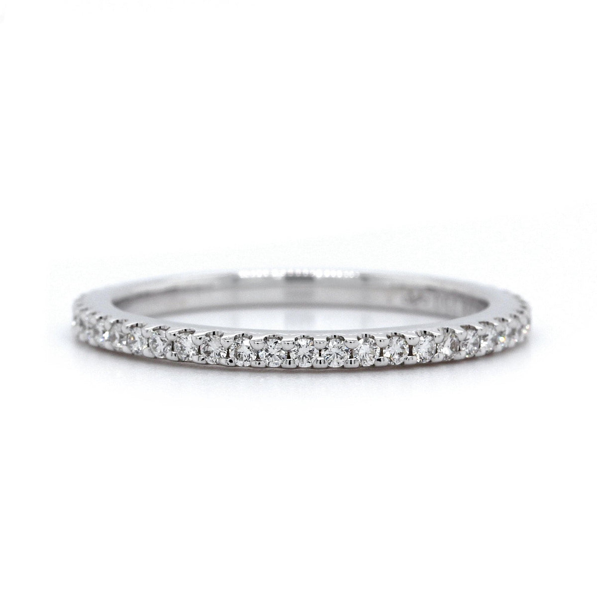 18K White Gold Shared Prong Diamond Band