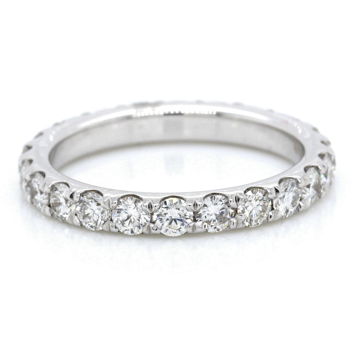18K White Gold Prong Set Diamond Eternity Band