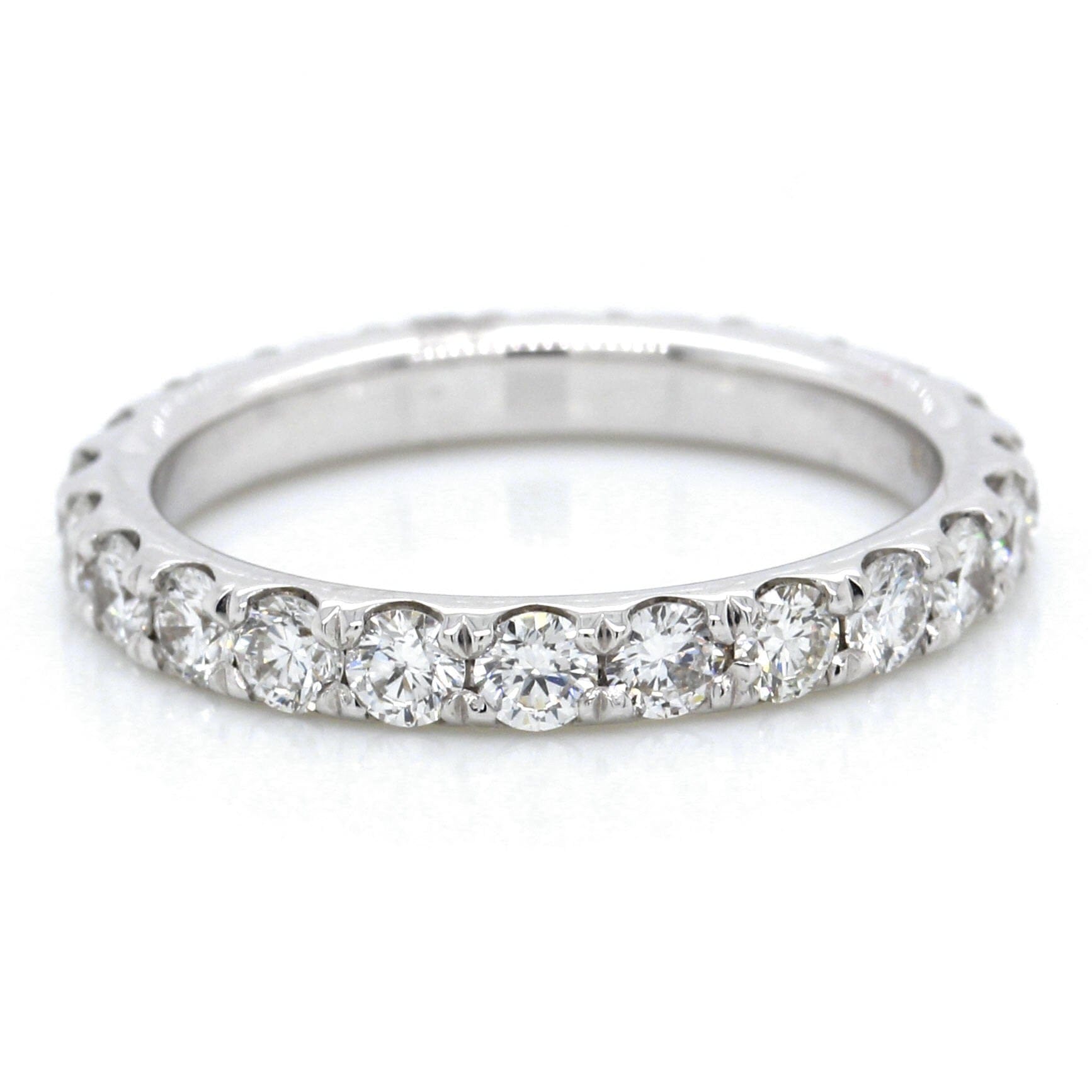 18K White Gold Prong Set Diamond Eternity Band