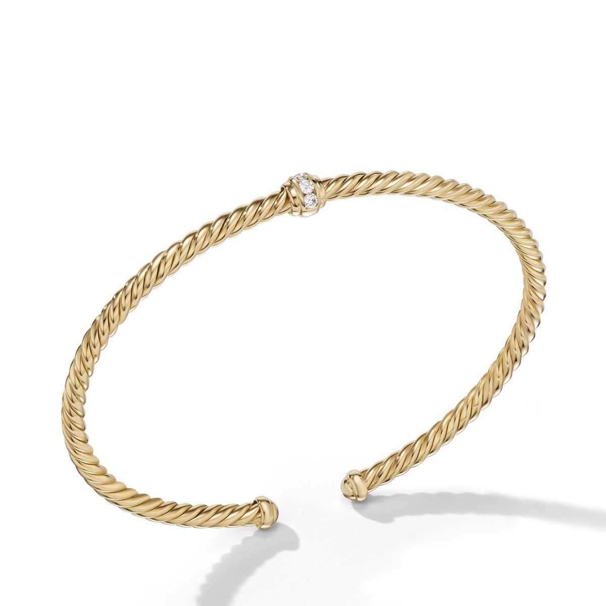 Cable Classics Center Station Bracelet in 18K Yellow Gold with Pavé Diamonds