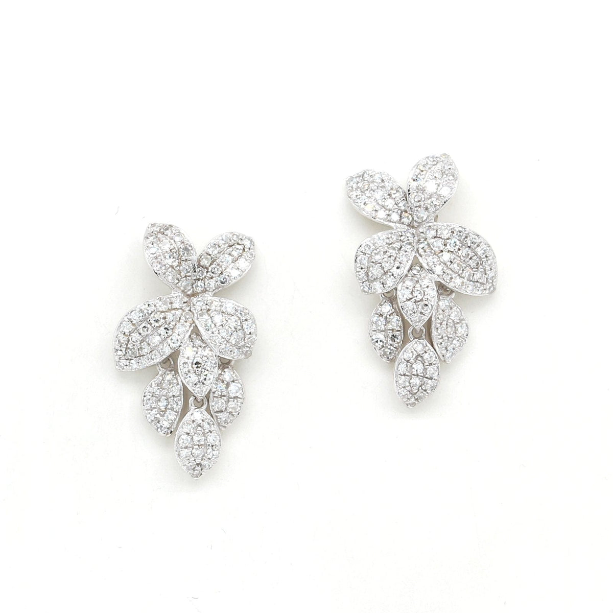 14K White Gold Flower Diamond Drop Earrings