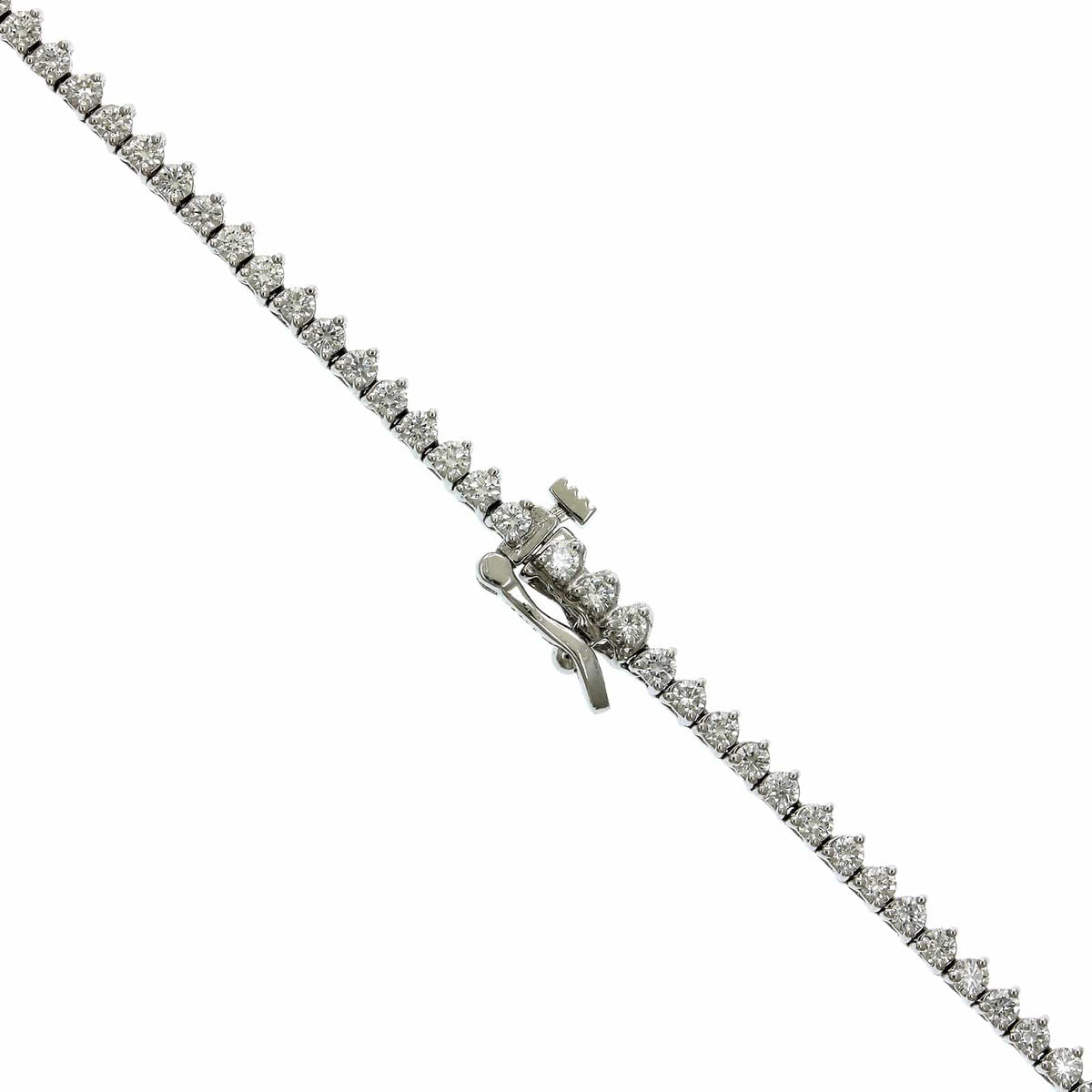 18K White Gold Graduated Diamond Tennis Necklace