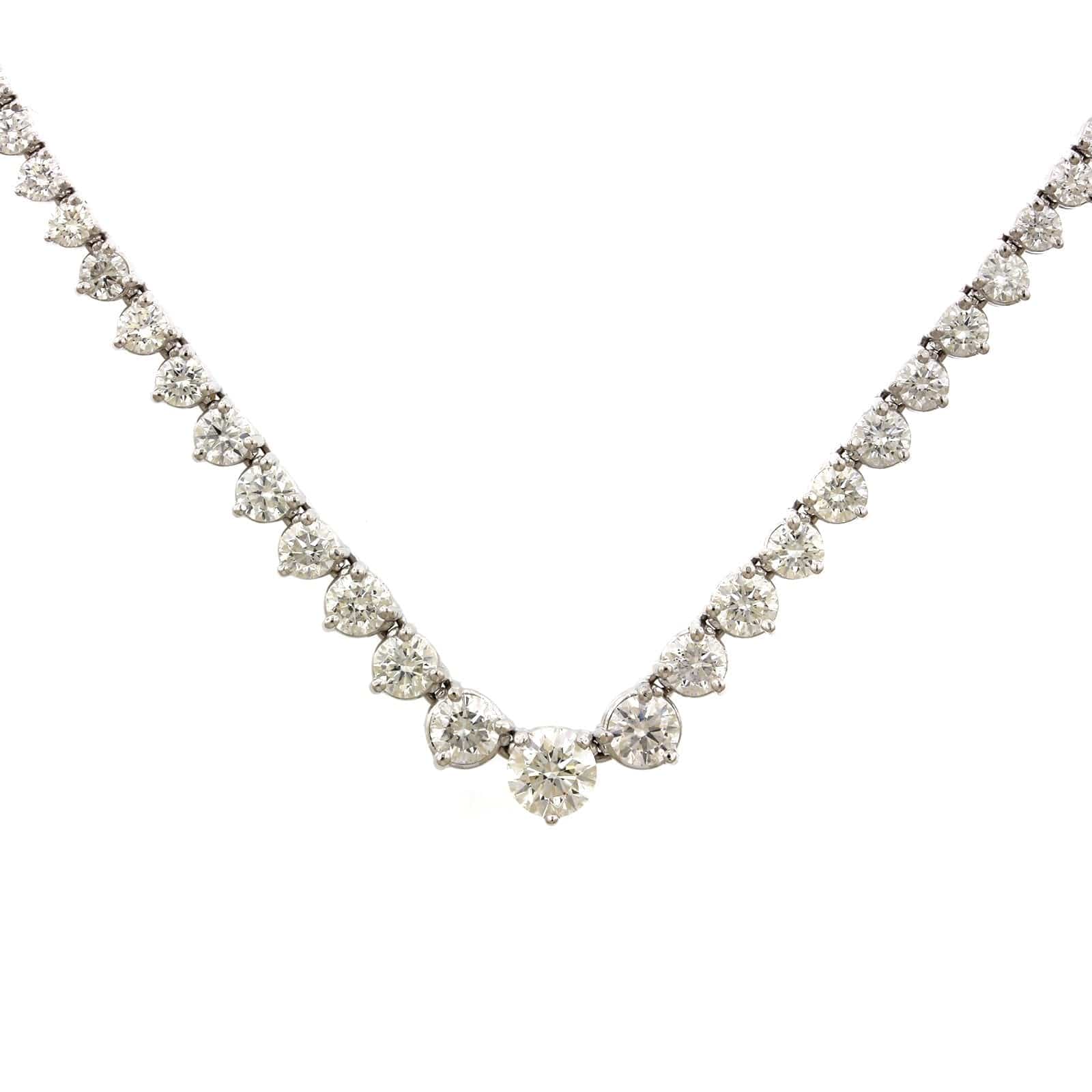 14K White Gold Diamond Graduated Line Necklace